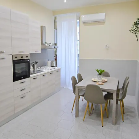 דירה Cozy נאפולי